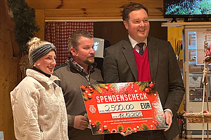 Spendenübergabe vom SVMV e.V Rostock an Prof. Schafmayer 