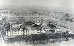 Luftaufnahme vom Gebäude 1930